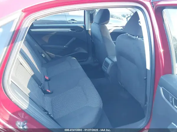 1VWAT7A31GC038825 2016 VOLKSWAGEN PASSAT - Image 8