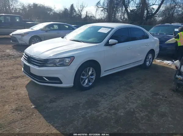 1VWAT7A31GC040087 2016 VOLKSWAGEN PASSAT - Image 2