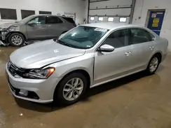 1VWAT7A31GC042731 2016 VOLKSWAGEN PASSAT