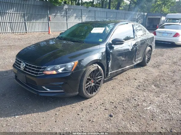 1VWAT7A31GC045922 2016 VOLKSWAGEN PASSAT - Image 2