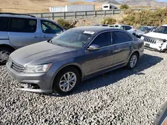 1VWAT7A31GC047735 2016 VOLKSWAGEN PASSAT