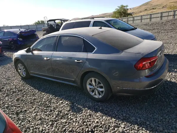 1VWAT7A31GC047735 2016 VOLKSWAGEN PASSAT - Image 2
