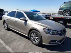 1VWAT7A31GC051185 2016 VOLKSWAGEN PASSAT
