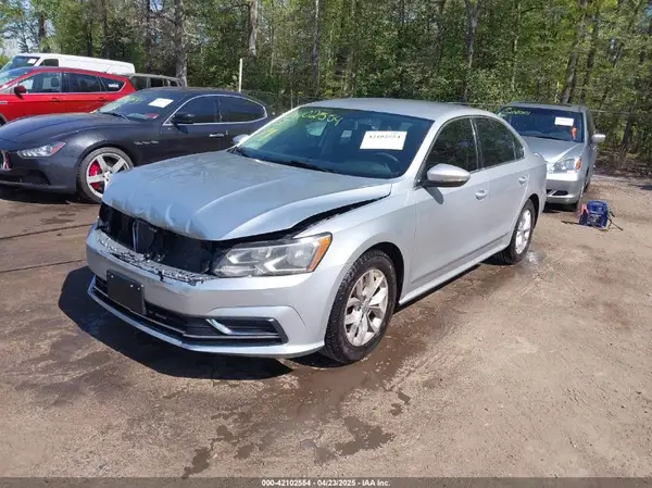 1VWAT7A31GC056435 2016 VOLKSWAGEN PASSAT - Image 2