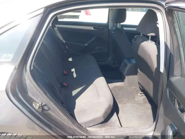 1VWAT7A31GC057486 2016 VOLKSWAGEN PASSAT - Image 8