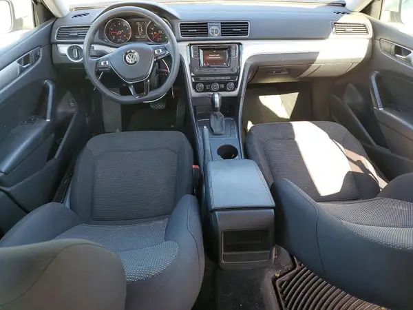 1VWAT7A31GC061621 2016 VOLKSWAGEN PASSAT - Image 8