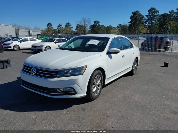 1VWAT7A31GC062526 2016 VOLKSWAGEN PASSAT - Image 2