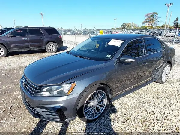 1VWAT7A31GC068701 2016 VOLKSWAGEN PASSAT - Image 2