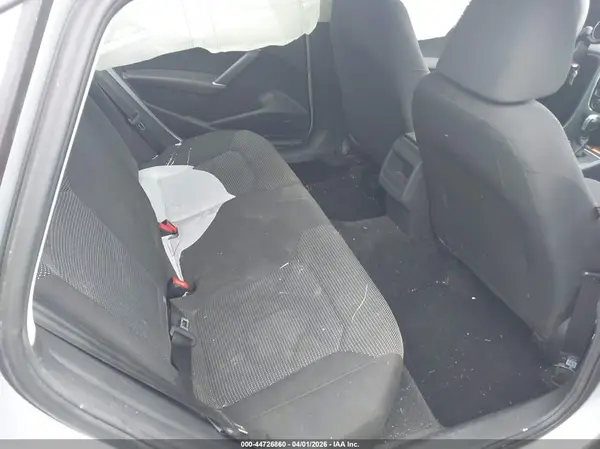 1VWAT7A31HC016972 2017 VOLKSWAGEN PASSAT - Image 8