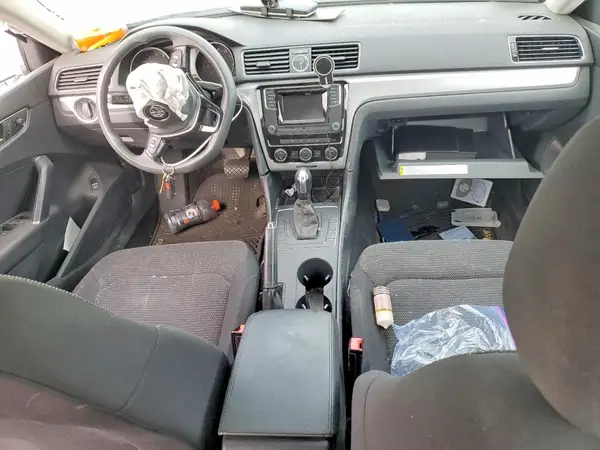 1VWAT7A31HC019936 2017 VOLKSWAGEN PASSAT - Image 8