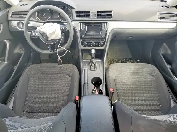 1VWAT7A31HC029558 2017 VOLKSWAGEN PASSAT - Image 8