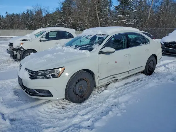 1VWAT7A31HC038910 2017 VOLKSWAGEN PASSAT - Image 1