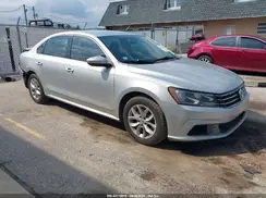 1VWAT7A31HC041967 2017 VOLKSWAGEN PASSAT