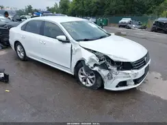 1VWAT7A31HC050166 2017 VOLKSWAGEN PASSAT