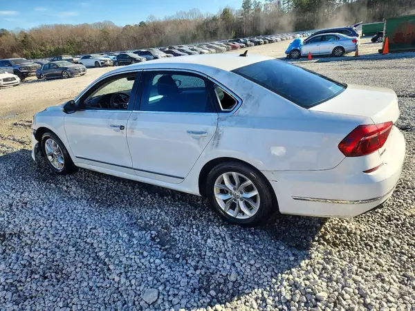 1VWAT7A31HC055173 2017 VOLKSWAGEN PASSAT - Image 2