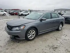 1VWAT7A31HC064598 2017 VOLKSWAGEN PASSAT