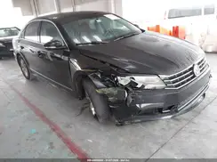 1VWAT7A31HC077853 2017 VOLKSWAGEN PASSAT