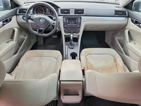 1VWAT7A31HC081675 2017 VOLKSWAGEN PASSAT - Image 8
