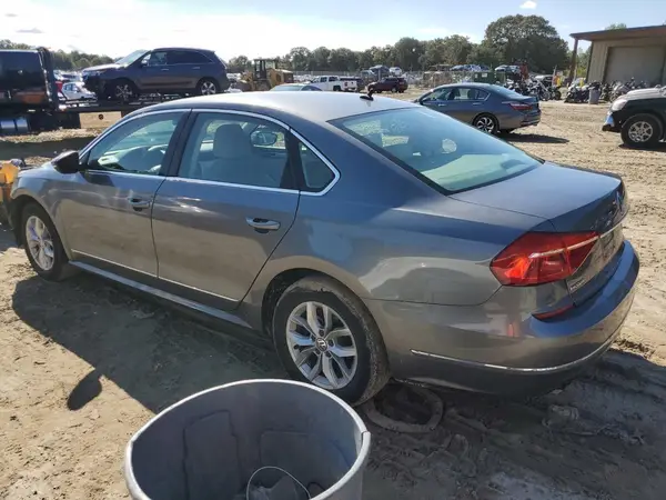1VWAT7A32GC017093 2016 VOLKSWAGEN PASSAT - Image 2