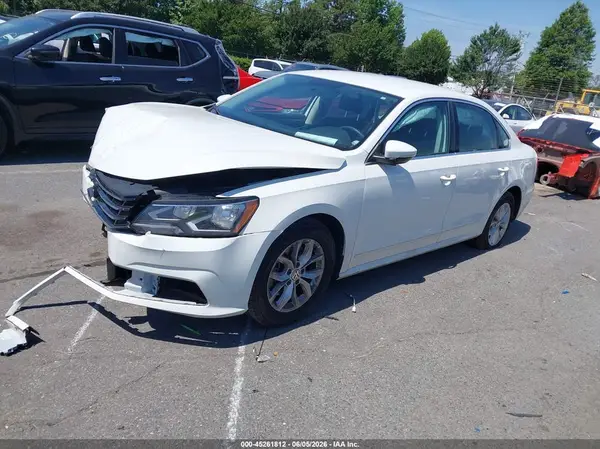 1VWAT7A32GC026313 2016 VOLKSWAGEN PASSAT - Image 2