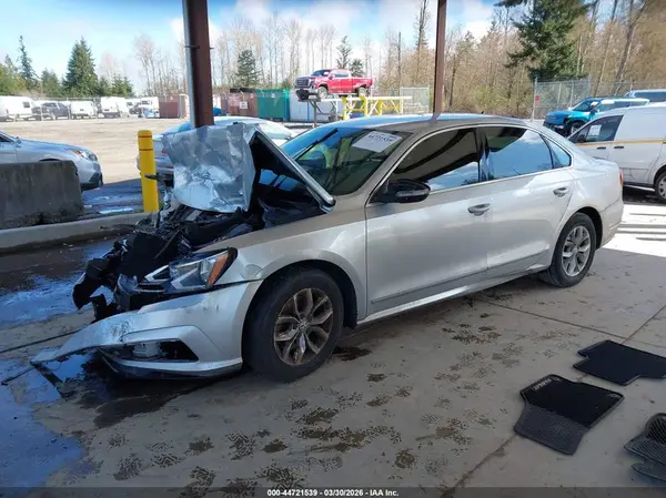 1VWAT7A32GC028448 2016 VOLKSWAGEN PASSAT - Image 2