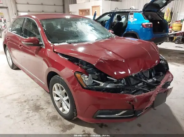 1VWAT7A32GC032970 2016 VOLKSWAGEN PASSAT - Image 1