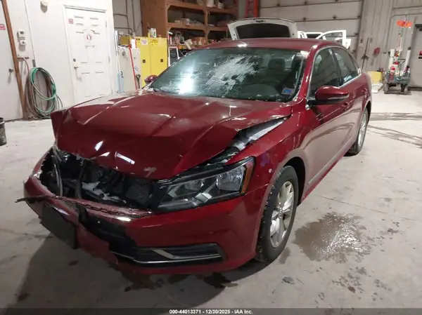 1VWAT7A32GC032970 2016 VOLKSWAGEN PASSAT - Image 2