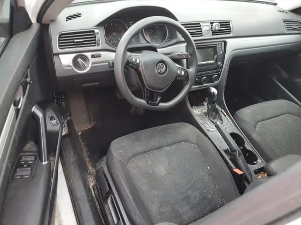 1VWAT7A32GC041300 2016 VOLKSWAGEN PASSAT - Image 8