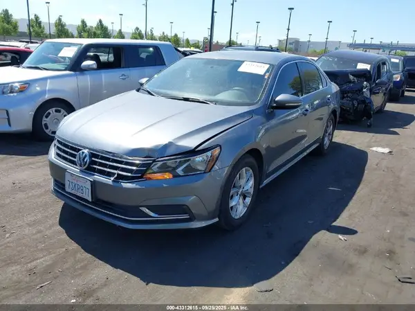 1VWAT7A32GC042494 2016 VOLKSWAGEN PASSAT - Image 2