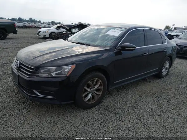 1VWAT7A32GC043712 2016 VOLKSWAGEN PASSAT - Image 2