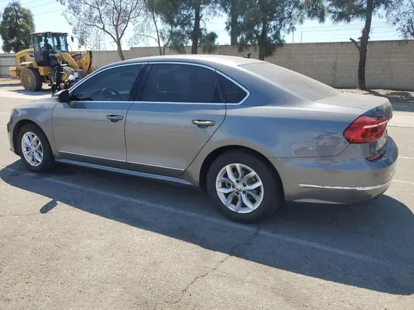 1VWAT7A32GC044648 2016 VOLKSWAGEN PASSAT - Image 2