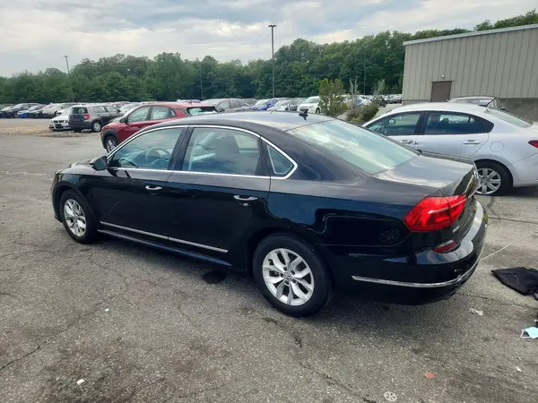 1VWAT7A32GC045850 2016 VOLKSWAGEN PASSAT - Image 2