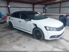 1VWAT7A32GC047713 2016 VOLKSWAGEN PASSAT
