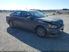 1VWAT7A32GC050272 2016 VOLKSWAGEN PASSAT
