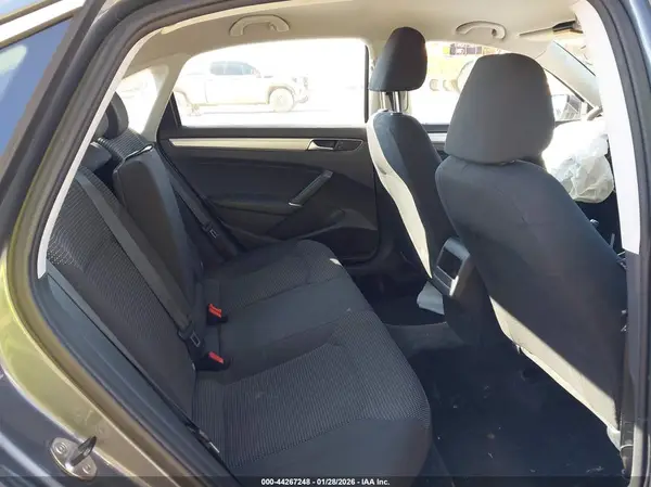 1VWAT7A32GC050272 2016 VOLKSWAGEN PASSAT - Image 8