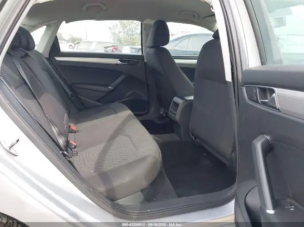 1VWAT7A32GC053916 2016 VOLKSWAGEN PASSAT - Image 8