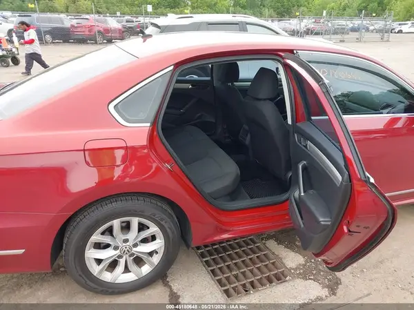 1VWAT7A32GC068545 2016 VOLKSWAGEN PASSAT - Image 8