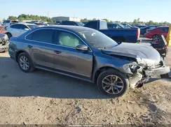 1VWAT7A32HC002479 2017 VOLKSWAGEN PASSAT