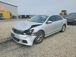 1VWAT7A32HC007715 2017 VOLKSWAGEN PASSAT