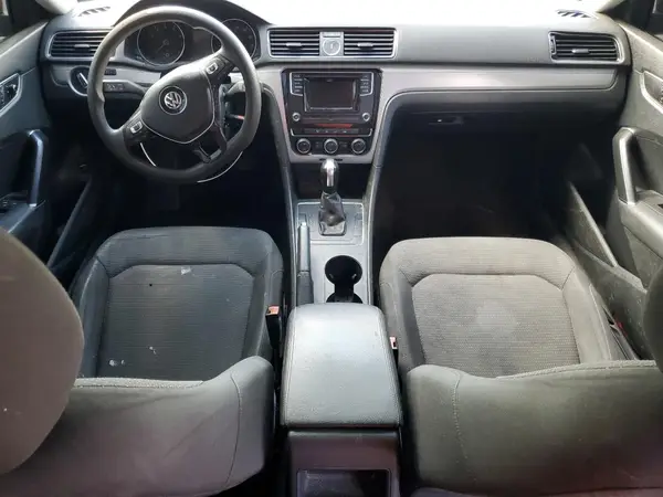 1VWAT7A32HC010341 2017 VOLKSWAGEN PASSAT - Image 8