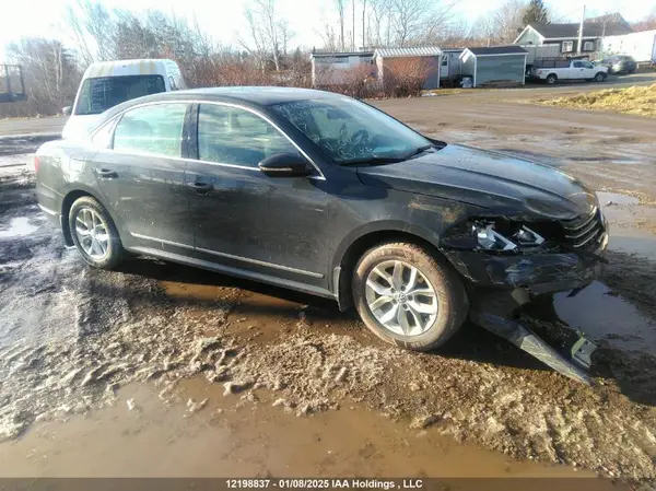 1VWAT7A32HC016804 2017 VOLKSWAGEN PASSAT - Image 1