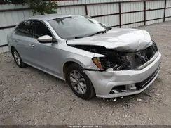 1VWAT7A32HC022389 2017 VOLKSWAGEN PASSAT