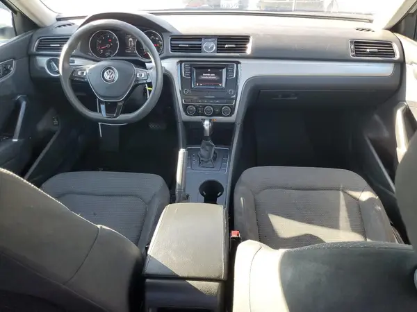 1VWAT7A32HC038902 2017 VOLKSWAGEN PASSAT - Image 8
