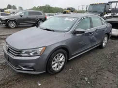 1VWAT7A32HC064142 2017 VOLKSWAGEN PASSAT