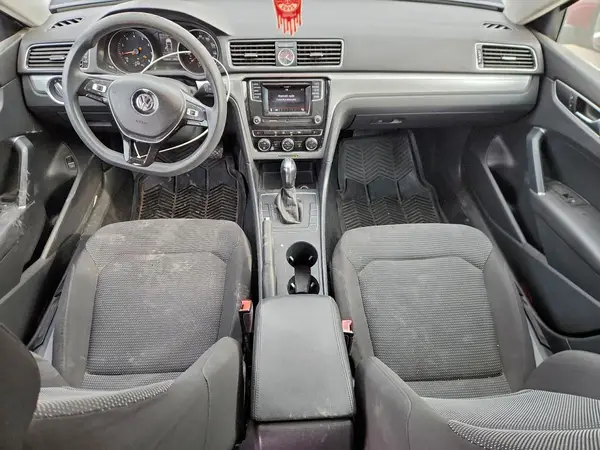 1VWAT7A32HC081944 2017 VOLKSWAGEN PASSAT - Image 8