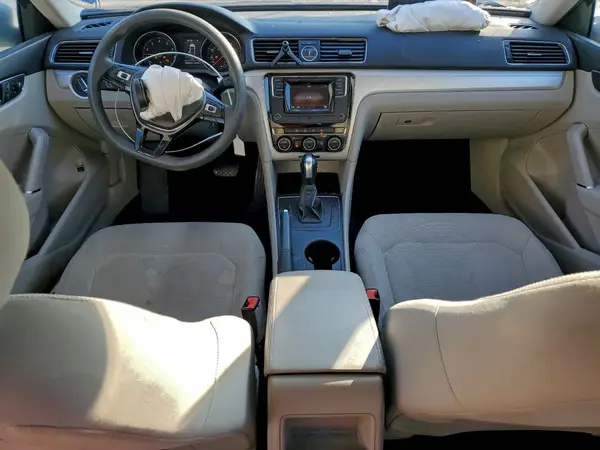 1VWAT7A33GC002666 2016 VOLKSWAGEN PASSAT - Image 8