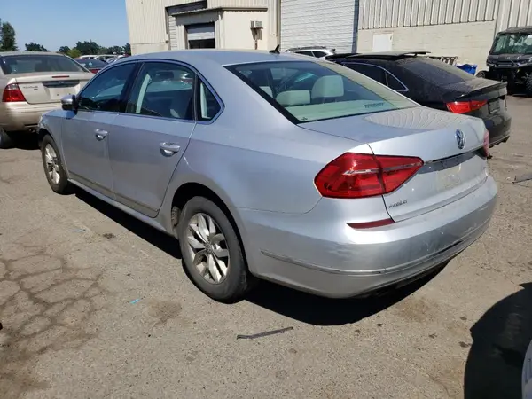 1VWAT7A33GC003087 2016 VOLKSWAGEN PASSAT - Image 2