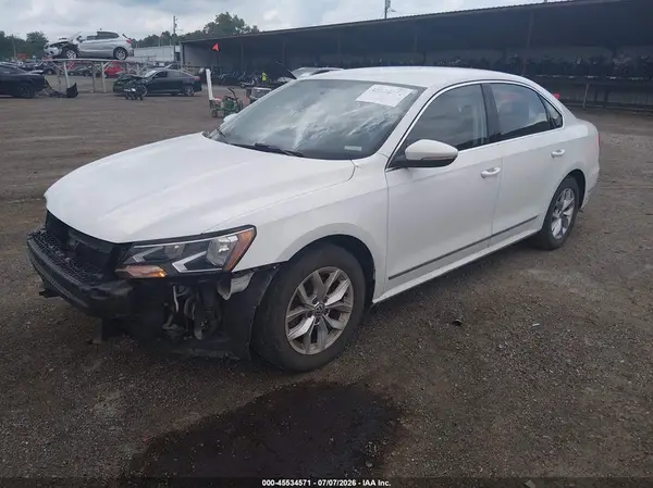 1VWAT7A33GC006989 2016 VOLKSWAGEN PASSAT - Image 2