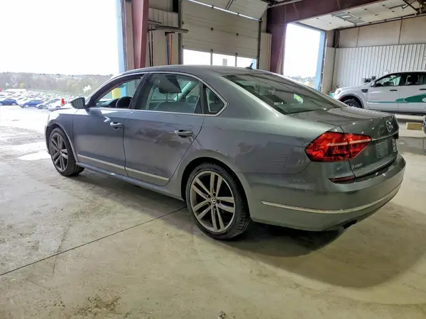 1VWAT7A33GC008399 2016 VOLKSWAGEN PASSAT - Image 2