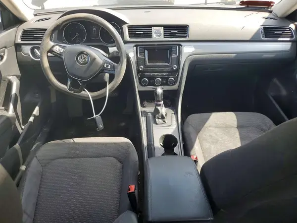 1VWAT7A33GC010489 2016 VOLKSWAGEN PASSAT - Image 8